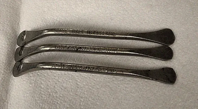 3 Vintage ADIE Made in England Metal Tyre Levers Tool Kit Bicycle Bike Ride Old