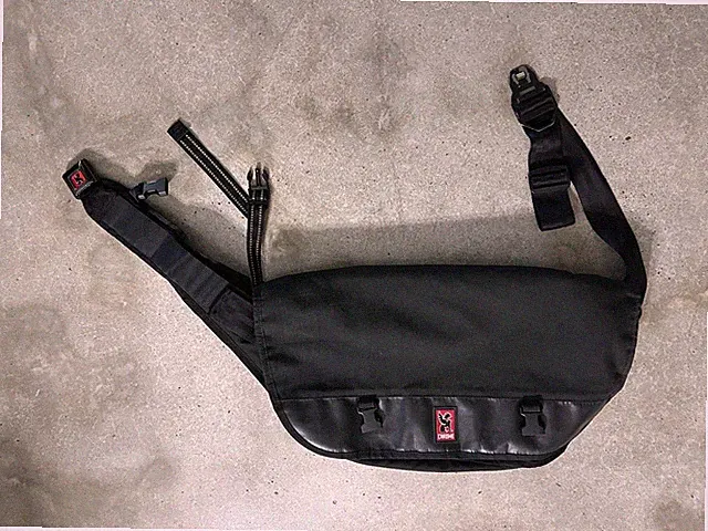 Chrome Industries Citizen Messenger Bag - Black VGUC