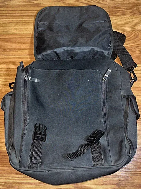 Generation Co Laptop Messenger Bag Mens Black Zipper Travel Shoulder Strap Bike