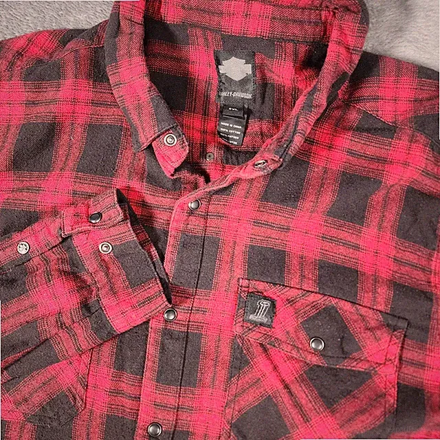 Harley Davidson Men's 2XL Flannel Shirt Red Plaid Snap Button Biker Workwear