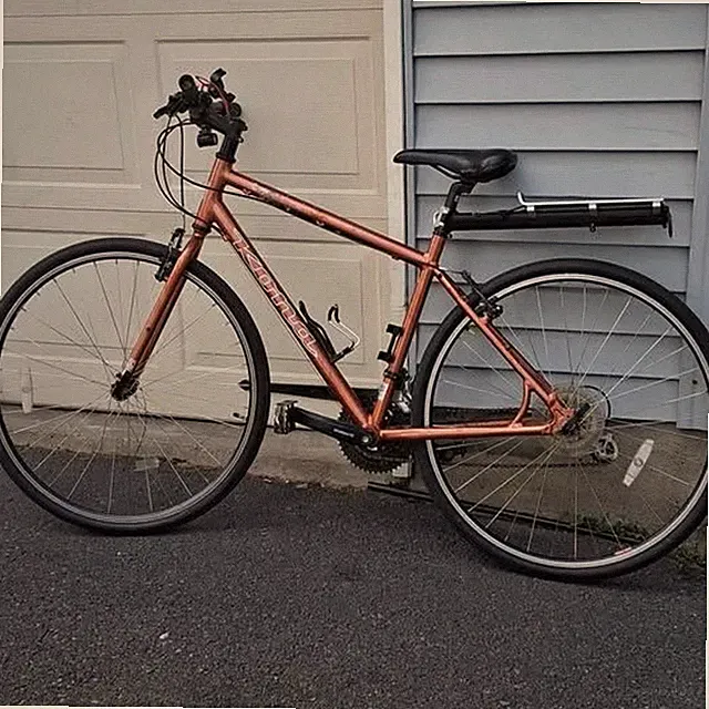 Kona Dew Hybrid Bicycle