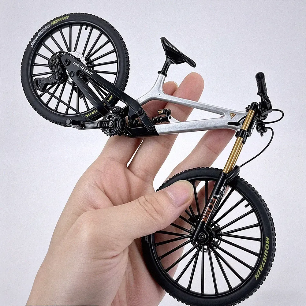 Metal Mountain Bike Model Desktop Mini Alloy Classic Bicycle Toy Die-Cast Finger