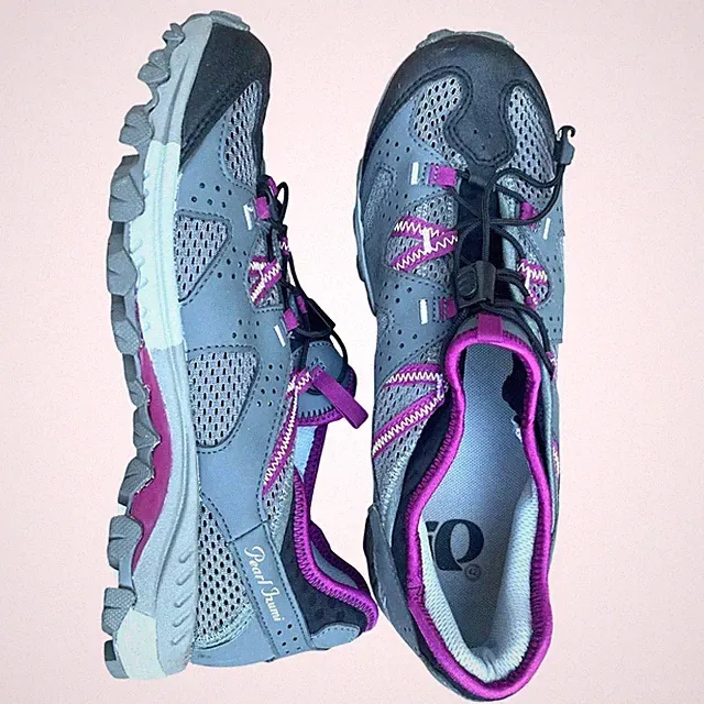 Pearl Izumi Women's Hybrid Cycling Shoe X-Alp Drift II Gray Purple 9.5 D EUR 42