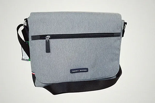 Tommy Hilfiger Melange Multi-Pocket Men's Messenger Laptop Bag NWT Gray